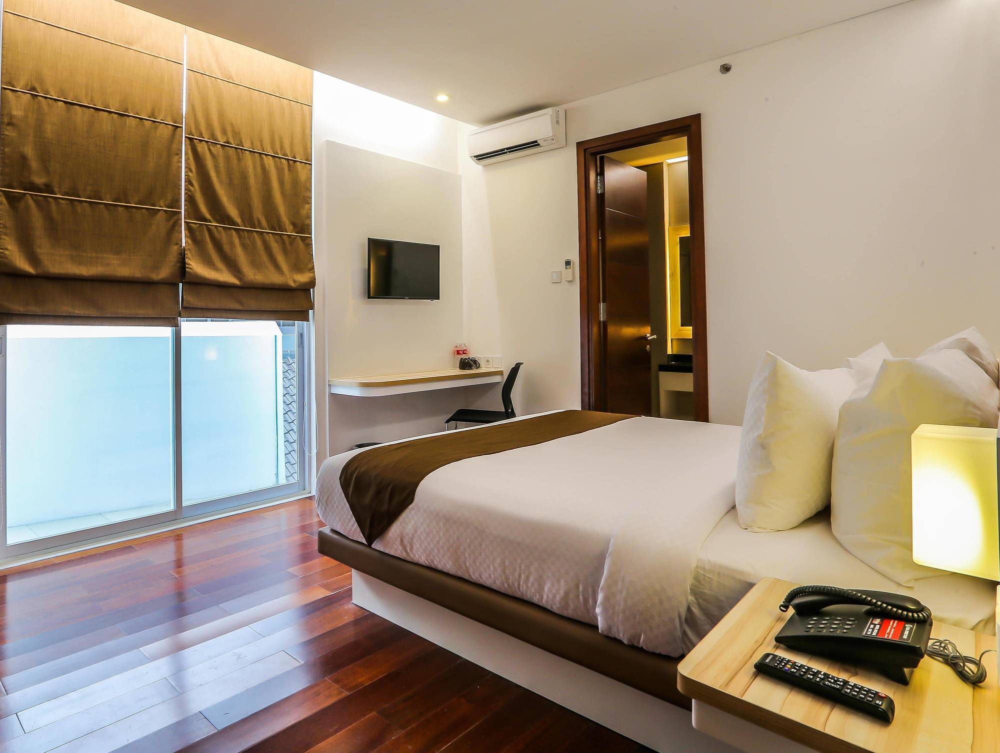 Alimar Hotel Malang Exterior foto